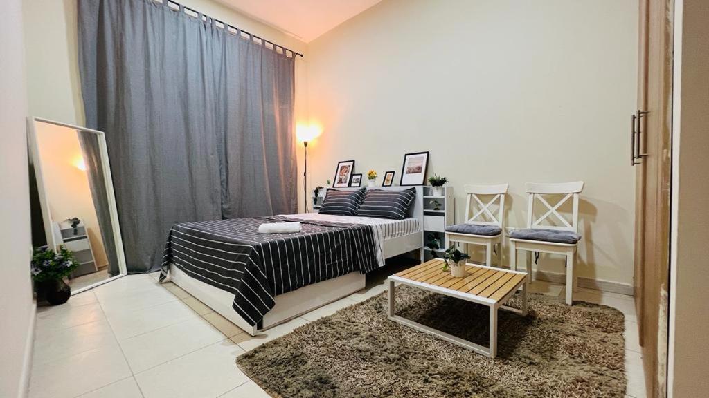 Beautiful Bedroom In Al Barsha Near Mashreq Metro Dubai Exterior photo
