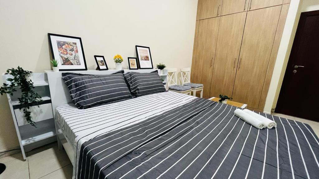 Beautiful Bedroom In Al Barsha Near Mashreq Metro Dubai Exterior photo
